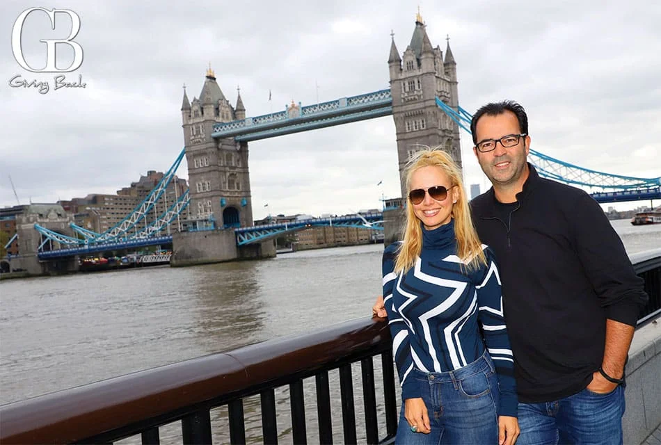 Danitza and Esteban at The Tower Bridge