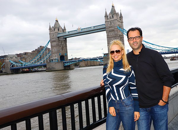 Danitza and Esteban Villaneuva at The Tower Birdge